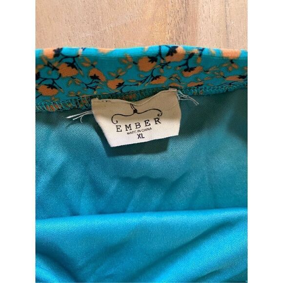 Ember Women’s Skirt - Picture 3 of 5